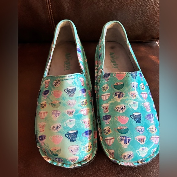 Alegria Womens Debra Teacup slip on clogs, size 37 - Picture 4 of 14